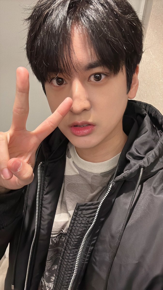 HalmoniKonic tweet media