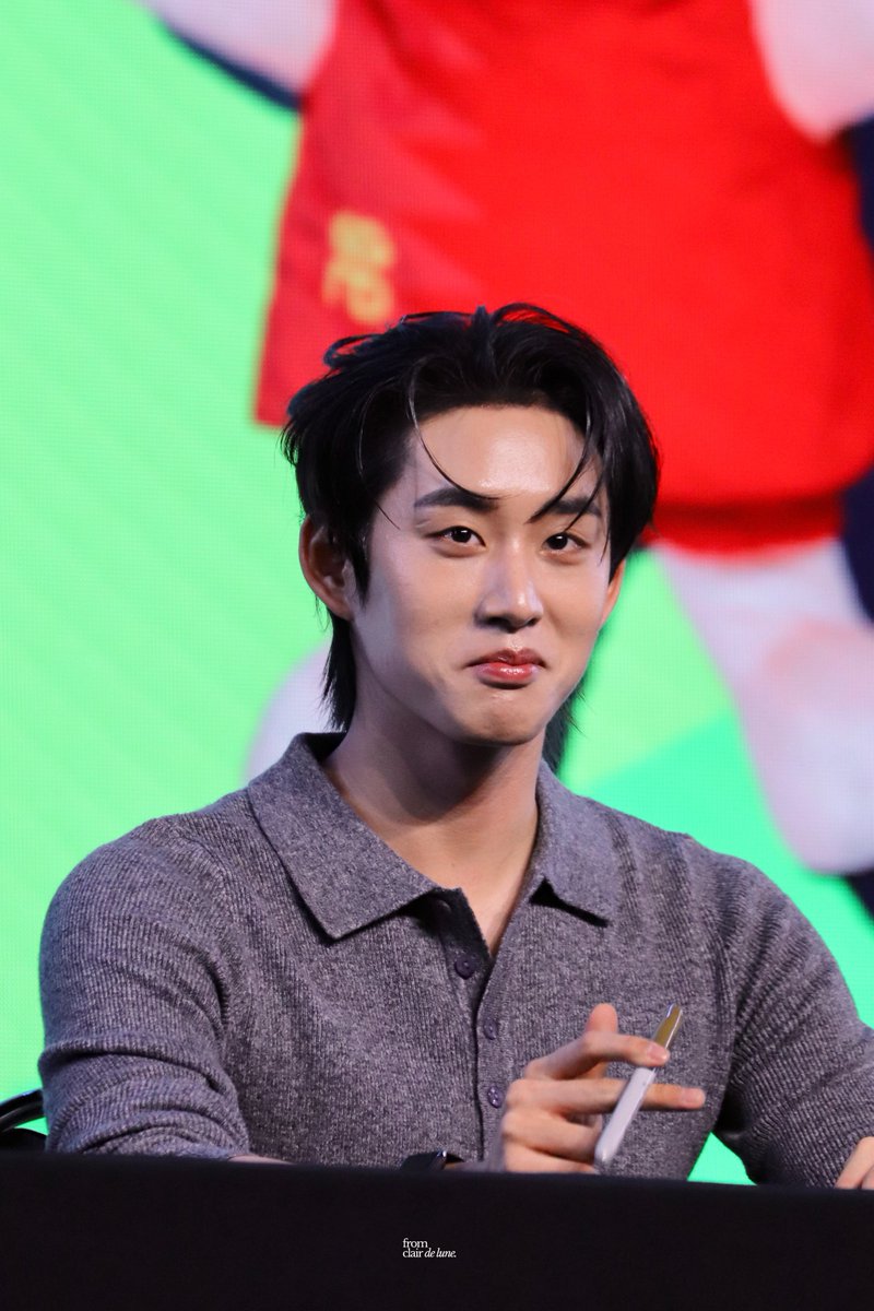 from, clairdelune. tweet media