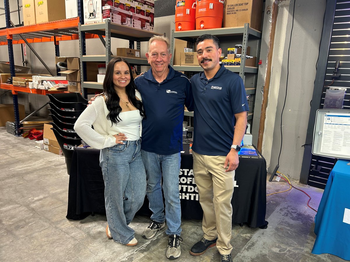 hlsg_ca's tweet image. What a day! Thank you to everyone who came out to our Carson Grand Opening! 

The turnout was awesome, and we're so grateful for the support. This is just the beginning. 

We can't wait to serve this community!

#HeritageLandscapeSupply #AmericasLandscapeDistributor #CarsonCA