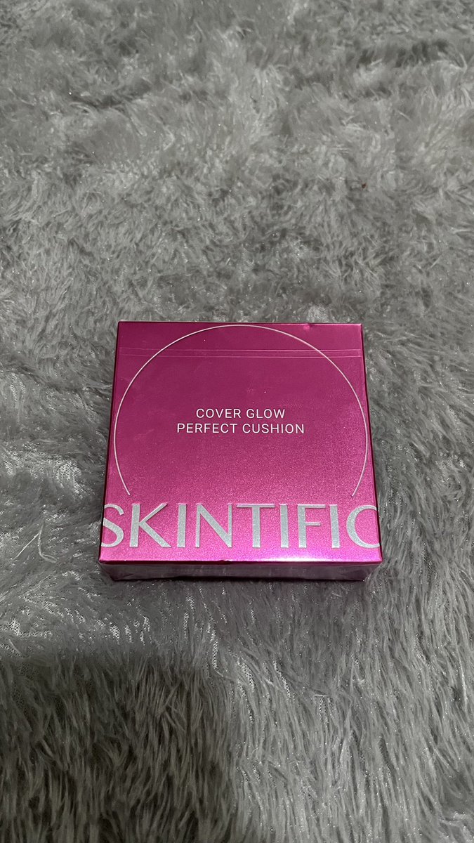 ahcrobat's tweet photo. skintific cushion pink shade 01 vanilla dan 02 ivory 
new exp 2029 100k/pcs
kalo bisa cod di bekasi https://t.co/qmeiUPAKBq
