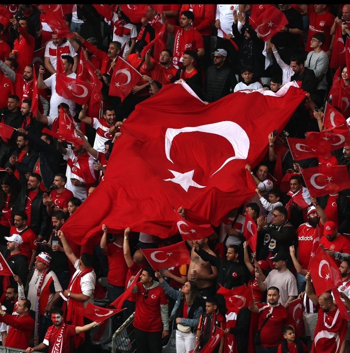 catlaktesti1's tweet photo. Tebrikler 
#BizimÇocuklar https://t.co/fSD1gbLDQb