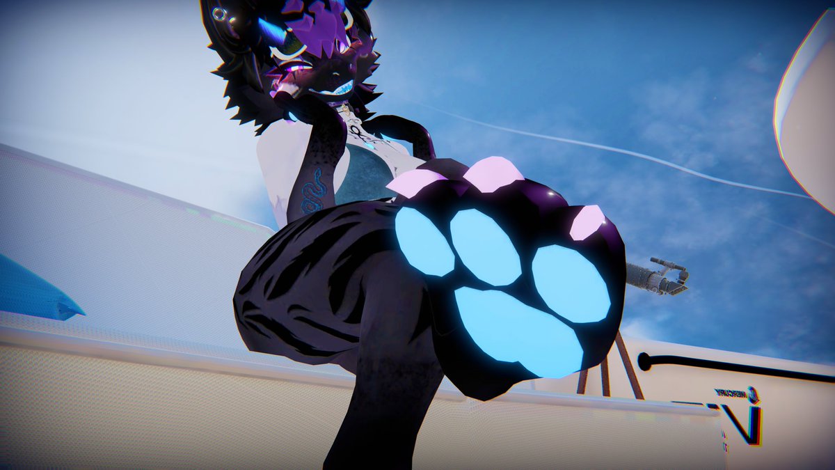 ~ Sweet oreo cakes with paws on the side💕~ #thick #vrchat #paws