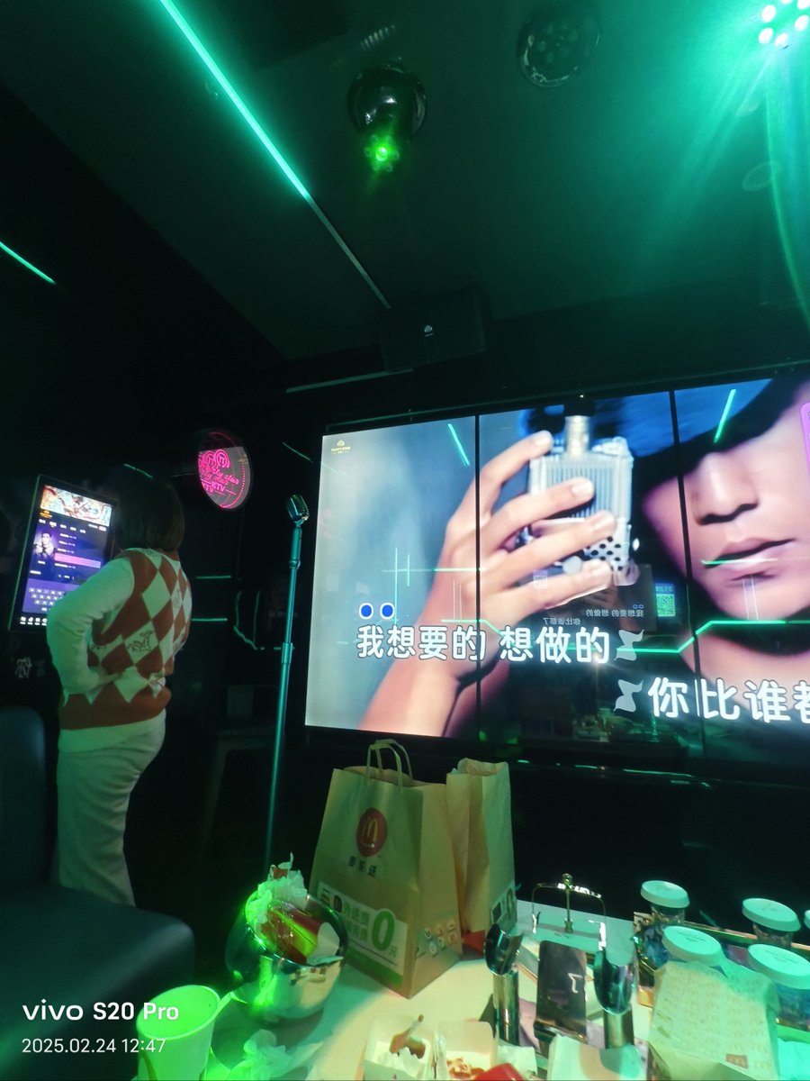 AMENU PHILIP tweet media