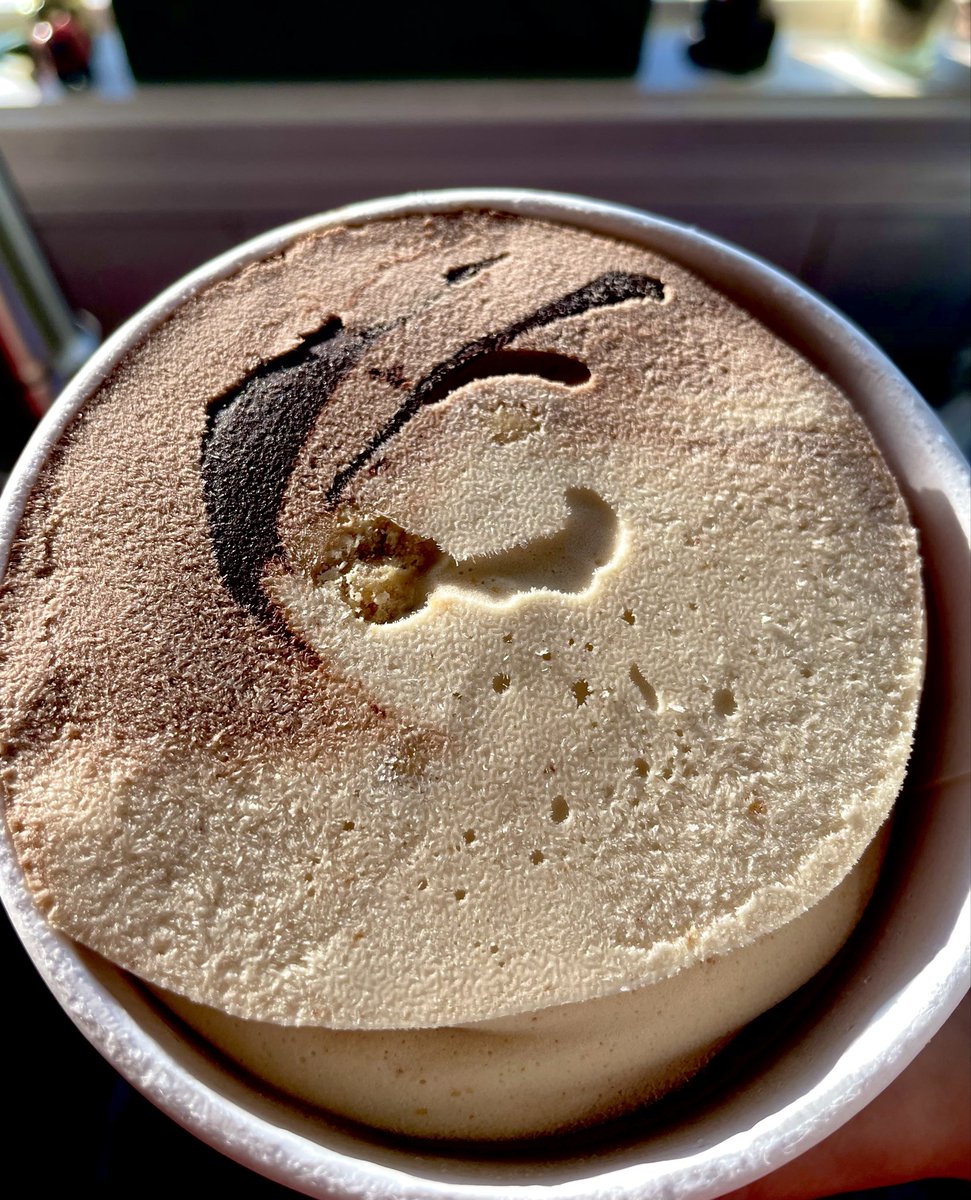 🅚🅐🅡🅐 tweet media