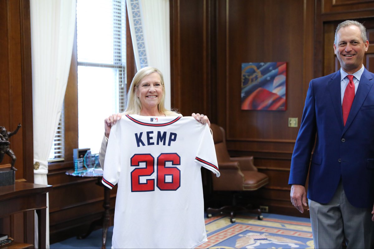 First Lady Marty Kemp tweet media