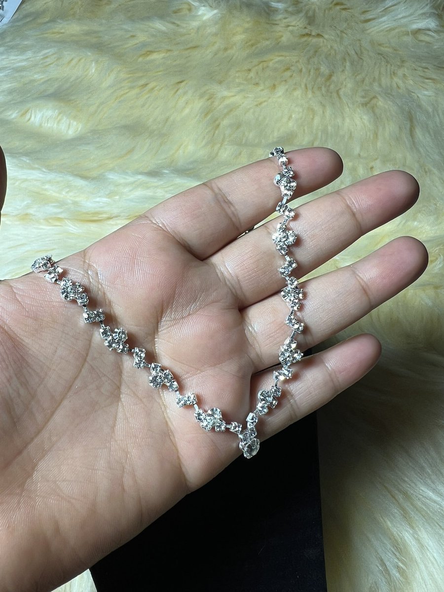 fine fingers,SharifaBites&Bling (Mrs) tweet media