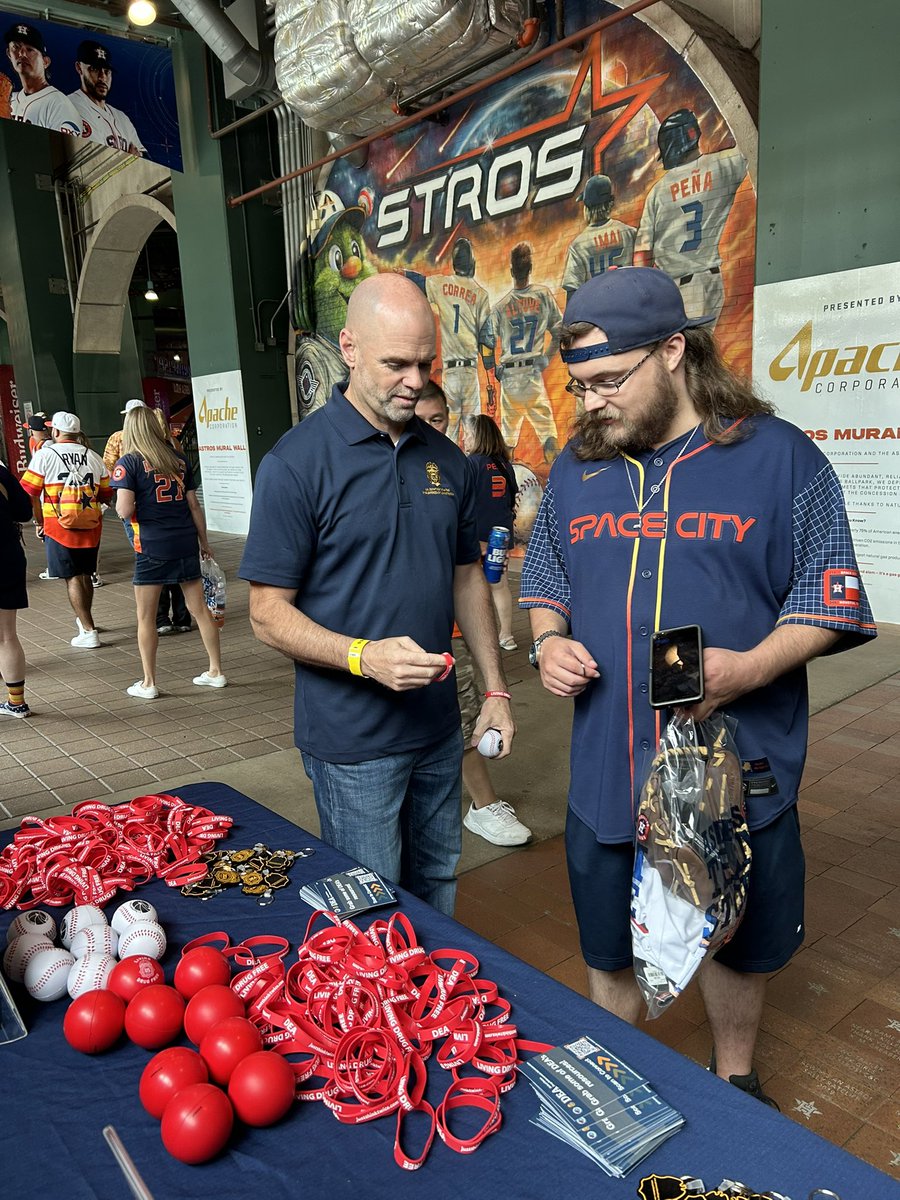 DEAHouston tweet media