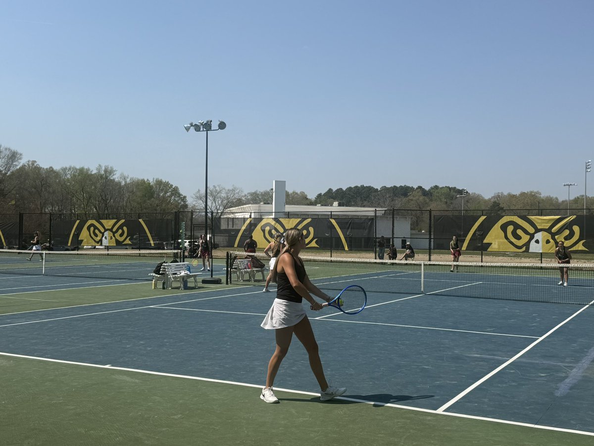tsmithappraiser's tweet photo. Women’s Tennis:  Pfeiffer vs. Meredith from Misenheimer.  @anna_smith_12 and Addison Furr  get the doubles win. https://t.co/b6ztKKZ7dr