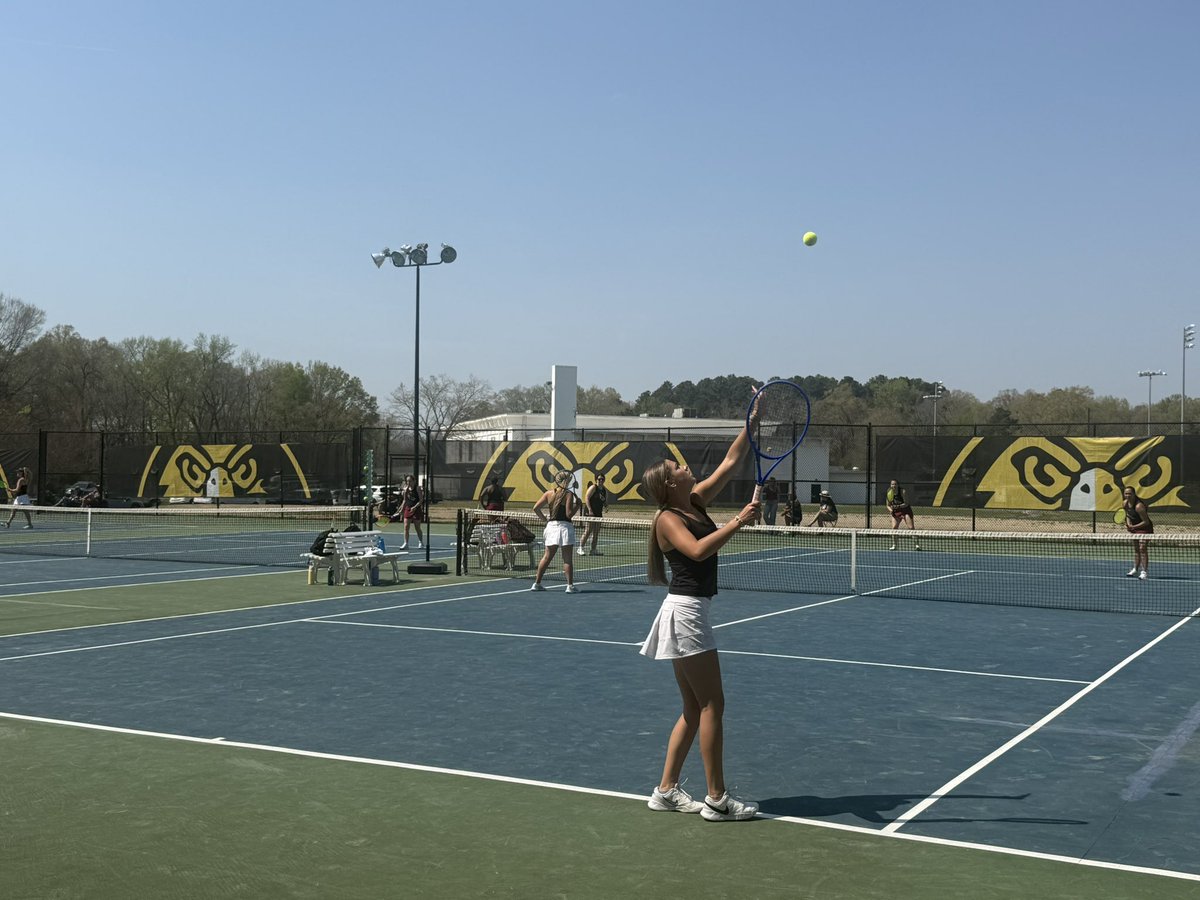 tsmithappraiser's tweet photo. Women’s Tennis:  Pfeiffer vs. Meredith from Misenheimer.  @anna_smith_12 and Addison Furr  get the doubles win. https://t.co/b6ztKKZ7dr