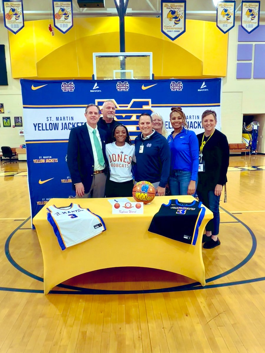 St. Martin Lady Yellow Jackets 🏀 tweet media