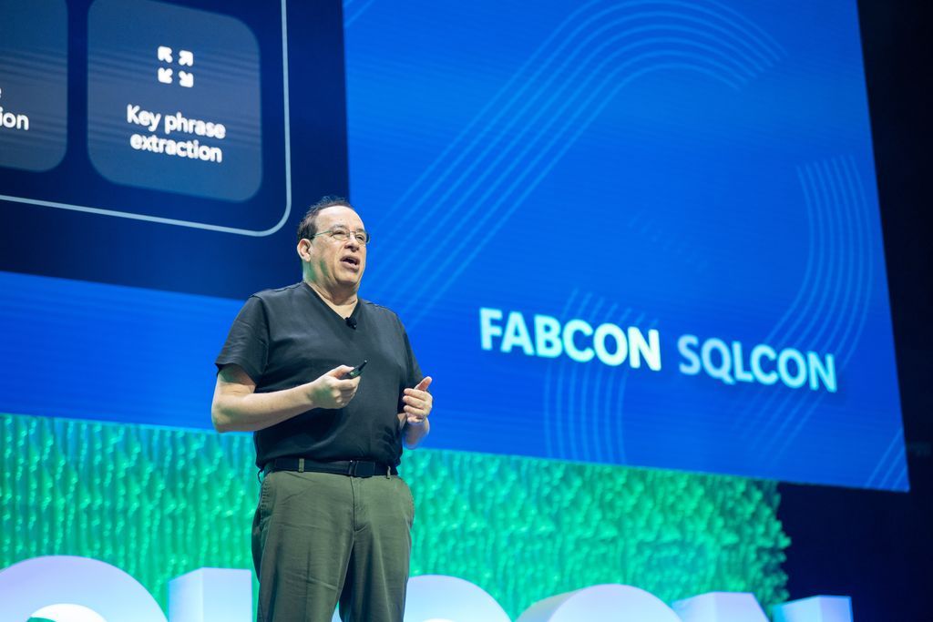 The Microsoft Fabric & SQL Community Conferences tweet media