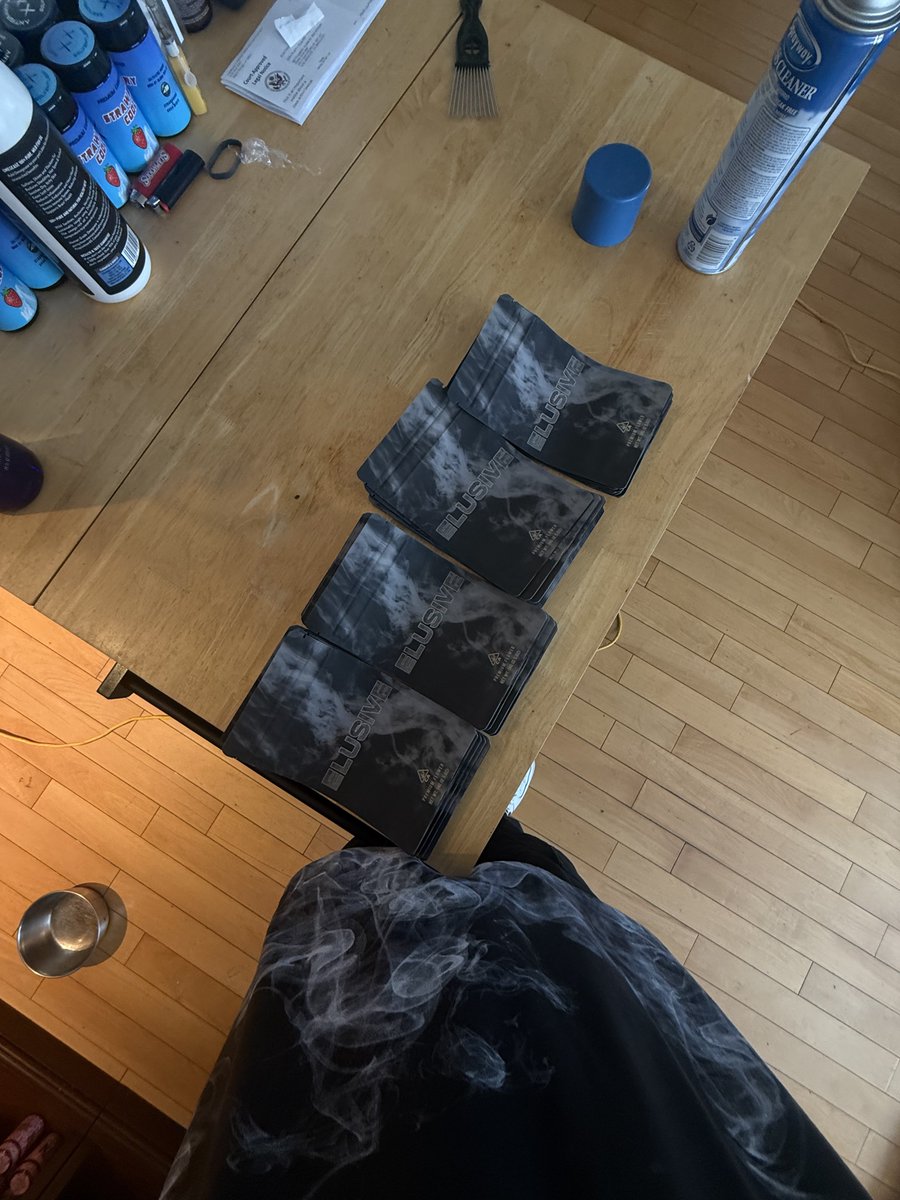 The Vault Network Cannabis 📦 tweet media