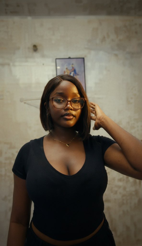 Habeebat_758's tweet image. Good Hair Day, plus I dey feel myself today 🥵 Who else dey serve looks? Post your pic make we rate 😂

#TrendingBeauty #naijababe #GGMU