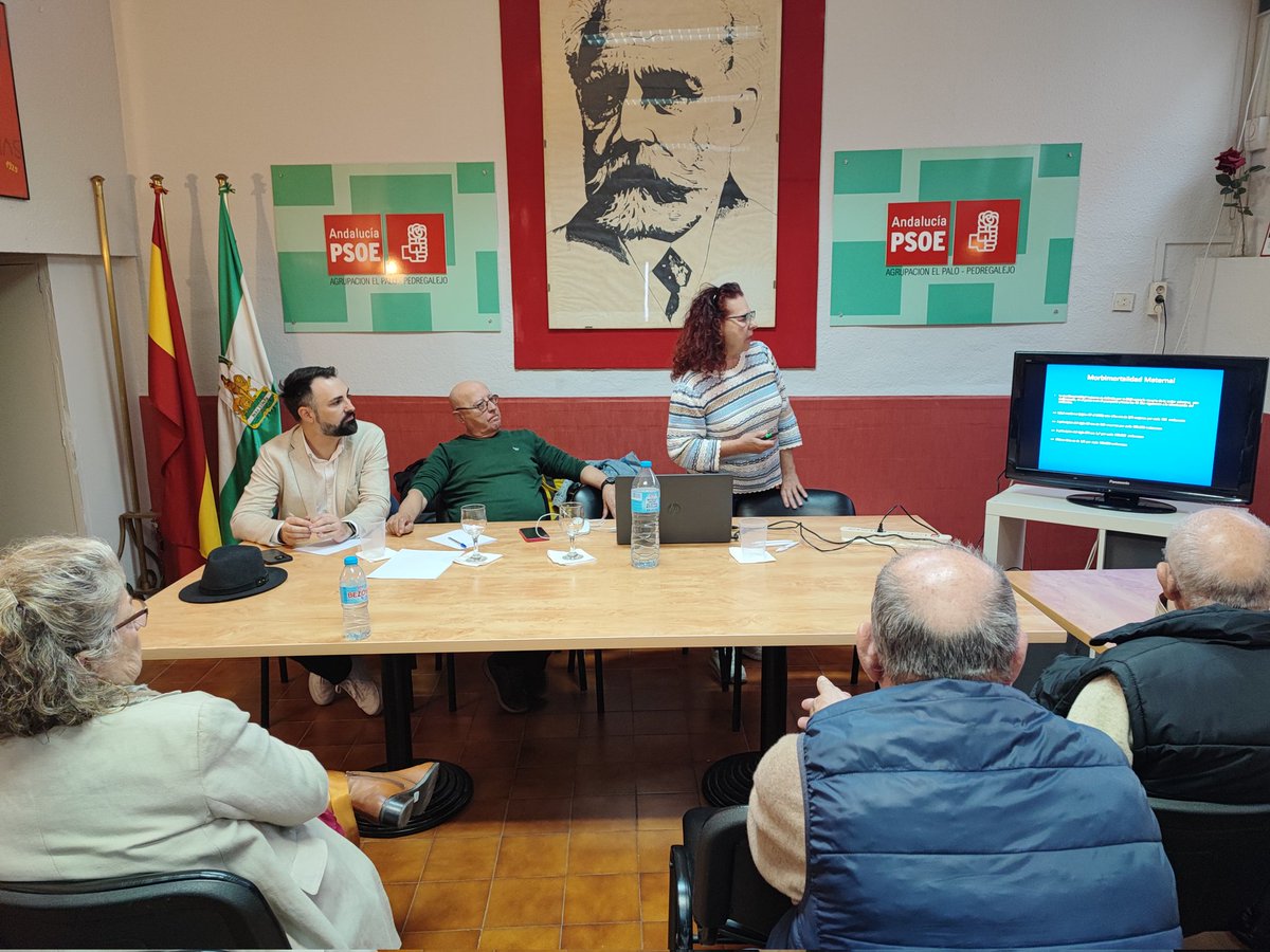 psoepalo's tweet photo. 🔴 La plataforma de jubilados del SAS lo dejan claro, la sanidad pública andaluza está en juego. La gestión de Juanma Moreno ha sido nefasta. Las próximas elecciones serán un auténtico referéndum por nuestra salud. #SanidadPública https://t.co/yjkjKaMAjN