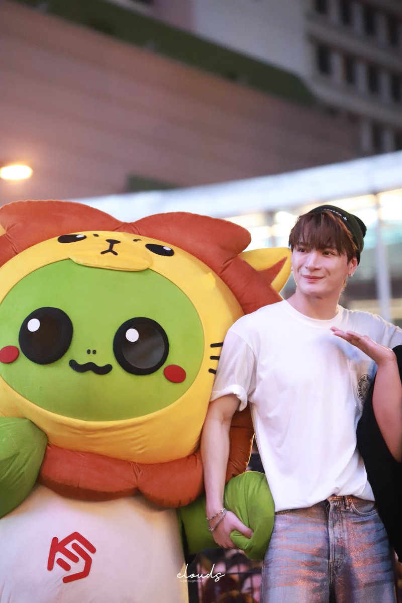 clouds ⛅️ tweet media