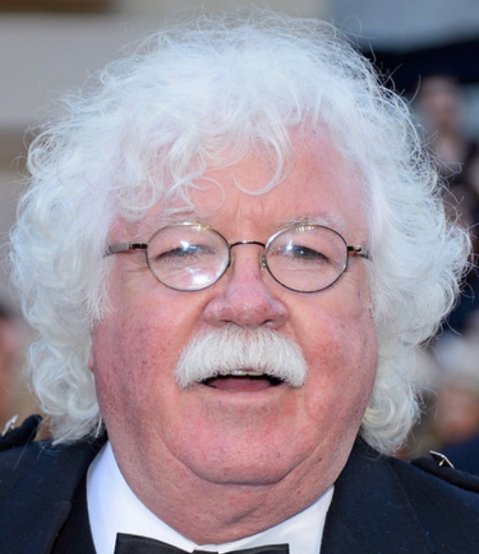 Seth MacFarlane tweet media