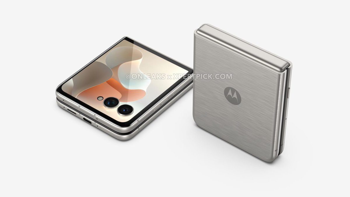 TechHome100's tweet image. Motorola Razr 70 Ultra renders 
▫️ 7" Internal Display 
▫️ 4" External / Cover Display
▫️ 7.8mm (Unfolded) 
▫️ 15.8mm (Folded)
Source : @OnLeaks 
#Motorola #MotorolaRazr70Ultra