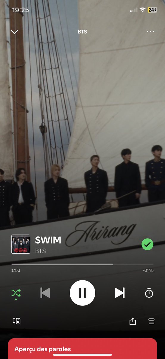 clemencejo13's tweet photo. @ARMYFRANCE_ @BTS_twt https://t.co/GCyW3K0n0j