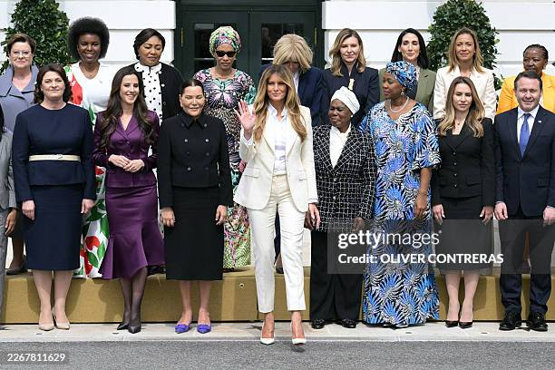 kos_data tweet media