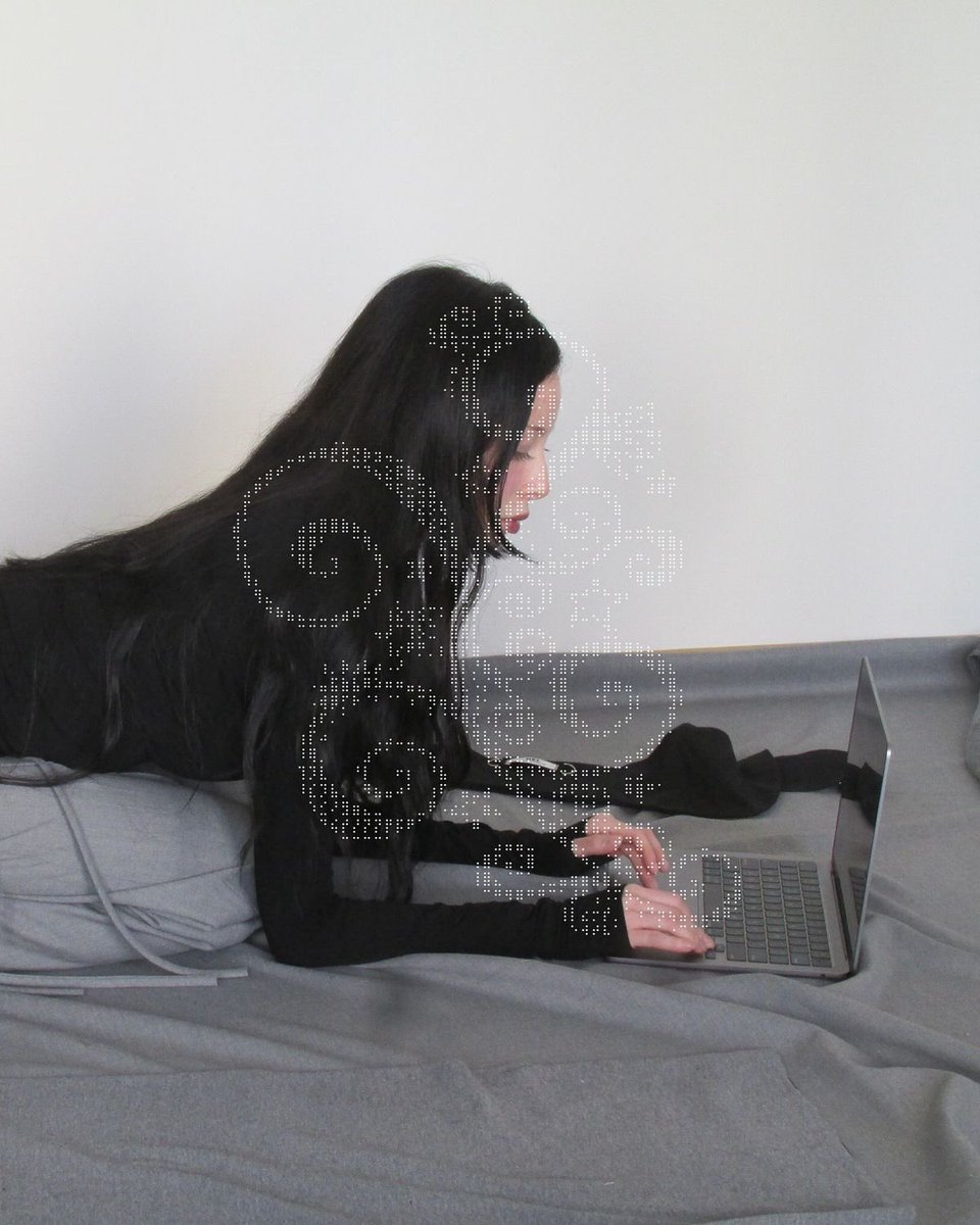 ivy ♱ tweet media
