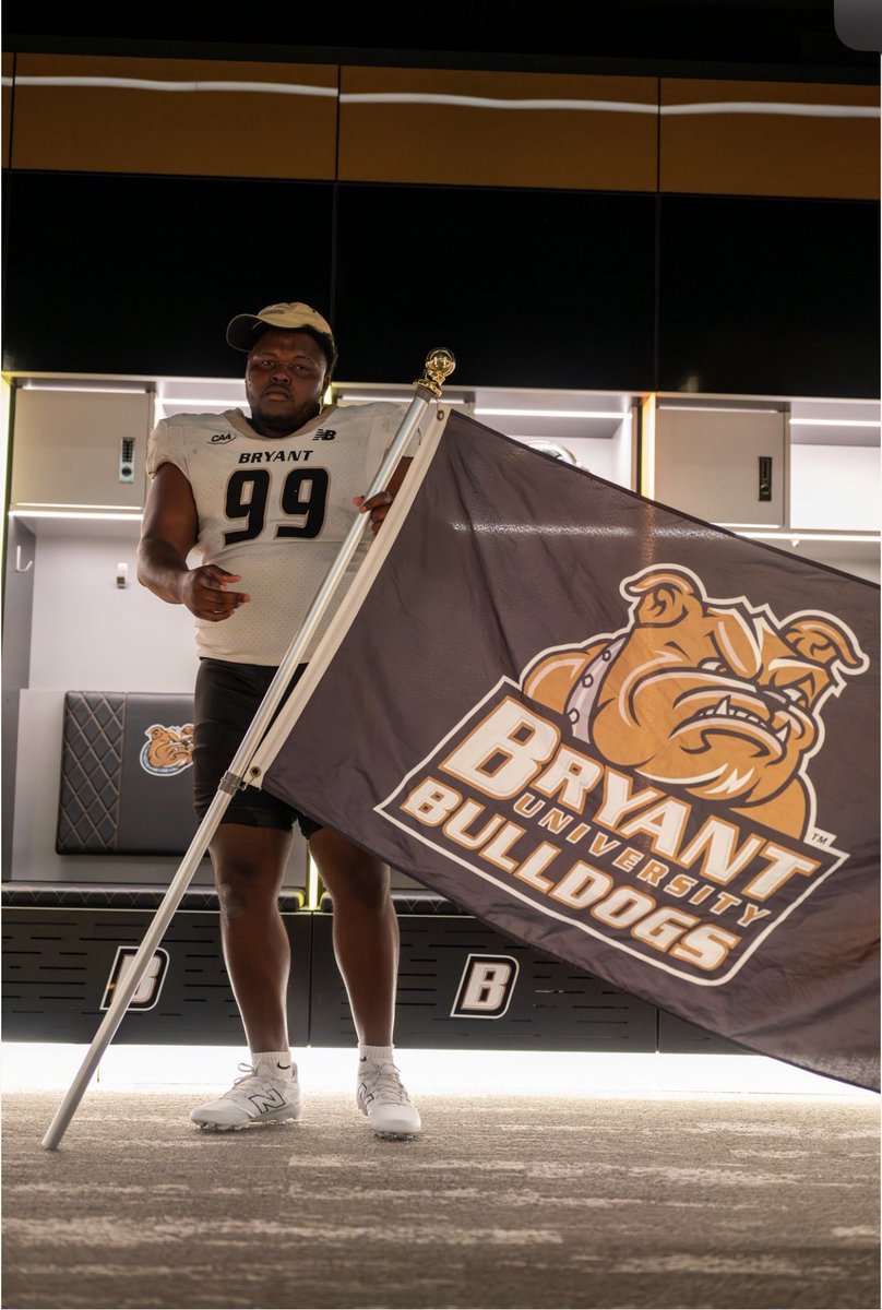 Devin Williams tweet media