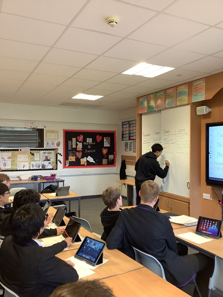 Holy Rood English tweet media