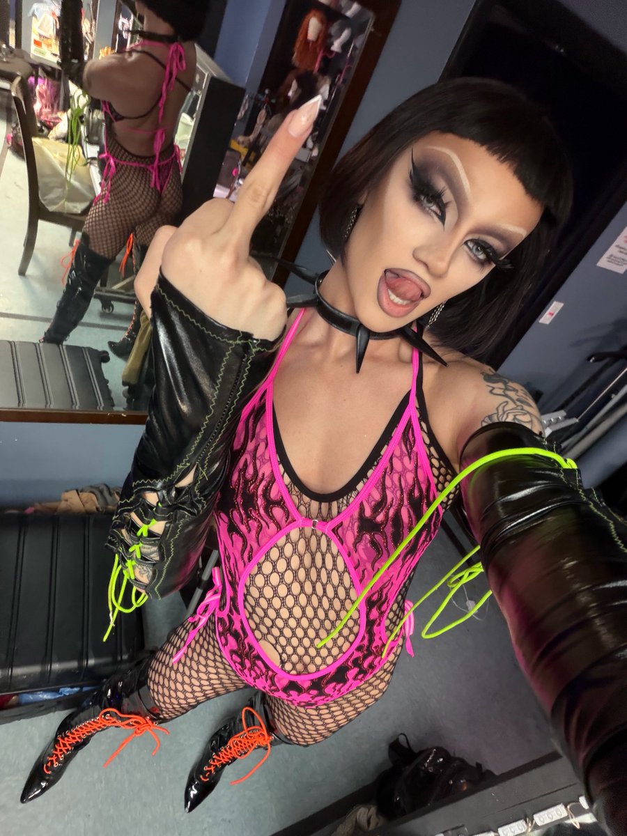 Allegra D 🧛🏼‍♀️ tweet media
