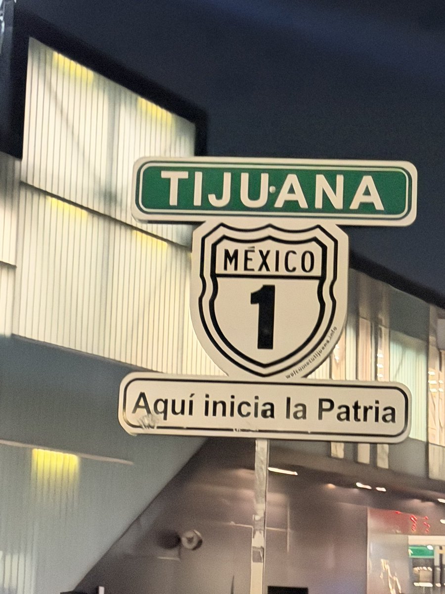SantiyMonisw tweet media
