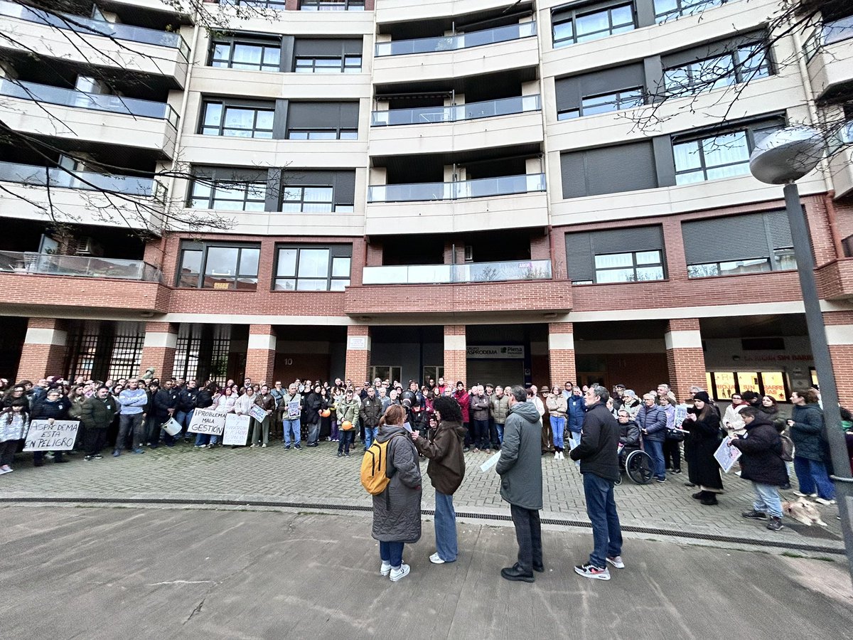 IU La Rioja 🔻 tweet media