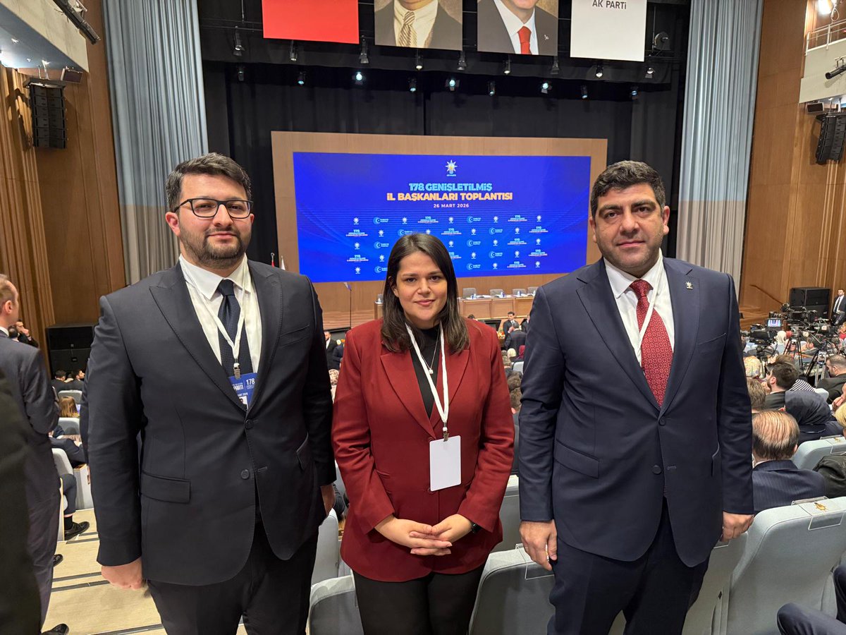 178. Genişletilmiş İl Başkanları Toplantımızı,Genel Başkanımız  ve Cumhurbaşkanımız Sn. <a href="/RTErdogan/">Recep Tayyip Erdoğan</a>’ın liderliğinde AK Parti Genel Merkezimizde gerçekleştirdik.

Toplantıya İl Başkanımız Sn.Mehmet Uncu ve İl Gençlik Kolları Başkanımız Sn.Süheyl Uçar ile birlikte katılım sağladık.