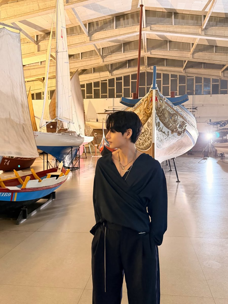 v of bts tweet media