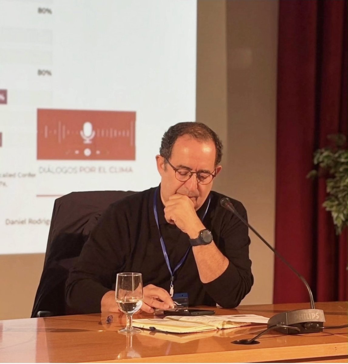 monteromonti's tweet image. La imagen bien sirve para defender q en esta profesión deberíamos #reflexionar antes d lanzarnos a pontificar... d lo q sea 🤔 Hoy, antes d intervenir en el X Congreso d #Comunicación y Pensamiento Crítico (@unisevilla), tratando de... no pontificar sobre #periodismo climático 😉