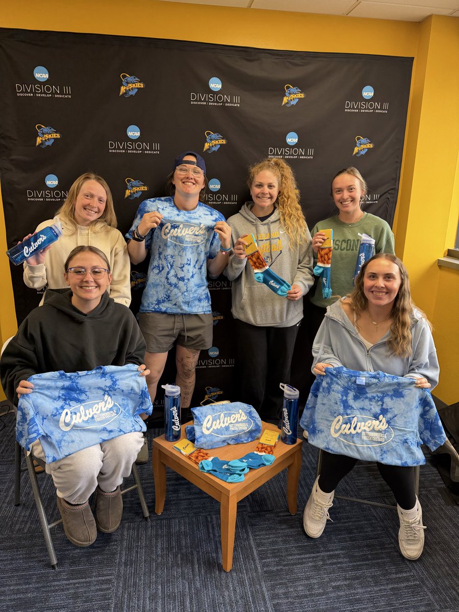 Lakeland Softball tweet media