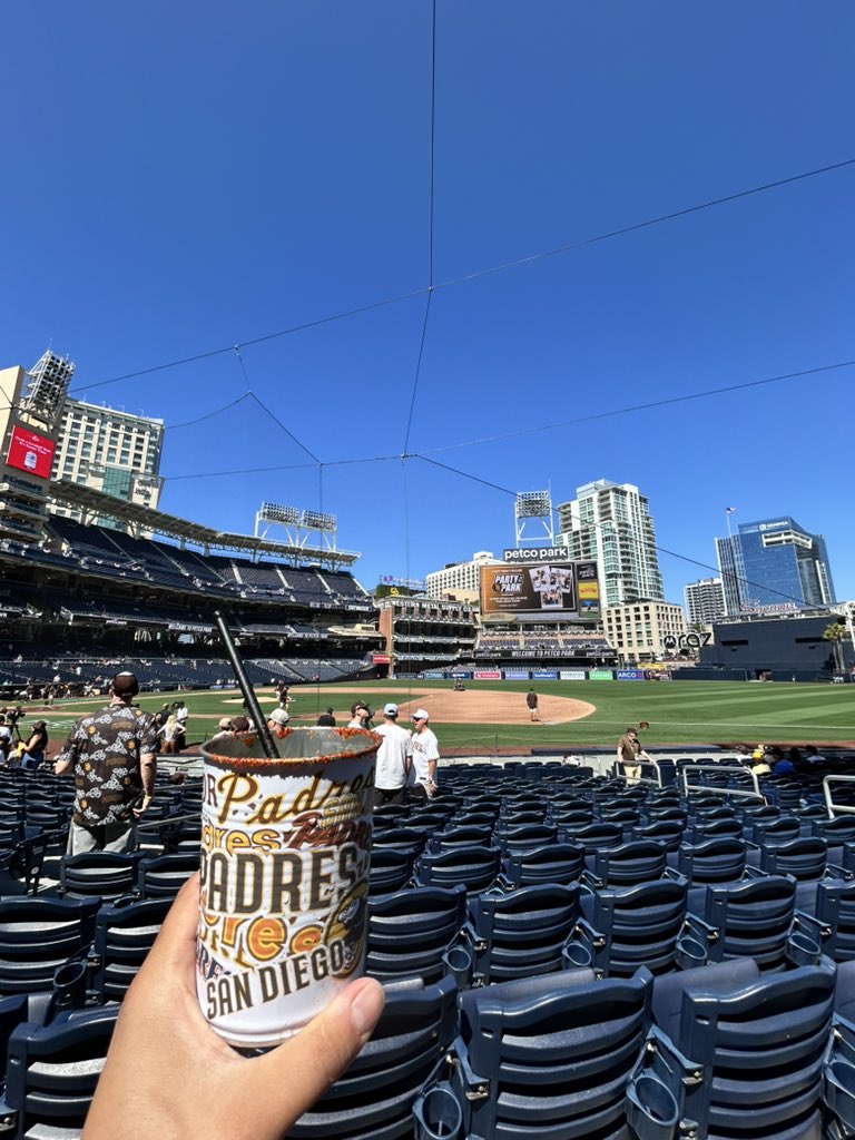 Tyler Davis tweet media