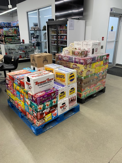 WaynesCards's tweet photo. Our latest pop products have just arrived, and we’re officially saying goodbye to winter ❄️& welcoming the start of summer ☀️
Fresh vibes, bright colors, and everything you need for the sunny season is waiting for you. Check it out before it’s gone!#SummerStartsNow #GoodbyeWinter https://t.co/skIMlKcp6A