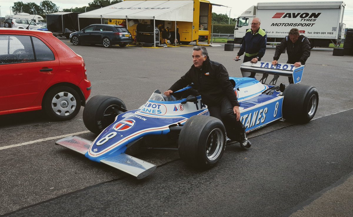#tbt July 2016
Rob Hall steering the Hall &amp; Hall 1981 Ligier JS17 through the <a href="/DoningtonParkUK/">Donington Park</a> paddock. Went past the Skoda like it was standing still..
#F1
#Matra
#V12
🇨🇵🏁🇨🇵
© Me!