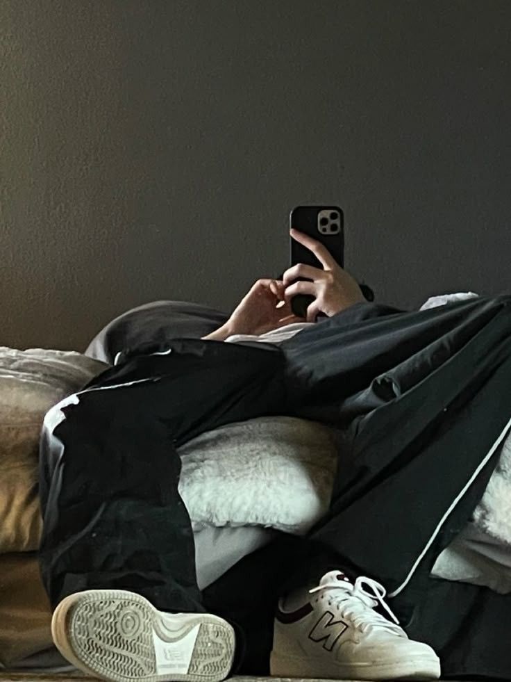 shane's priv tweet media