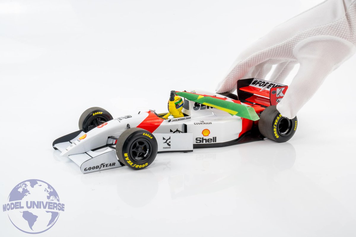 MUcollectors's tweet photo. Vettel. Senna's MP4/8. Imola. Thirty years on. Two of F1's most loved drivers connected through one car at the circuit where the sport lost its greatest.

Minichamps, 1:18 diecast. Figurine and flags included. 460 pieces 👇

#F1 #Senna https://t.co/d7JBVrfOq5