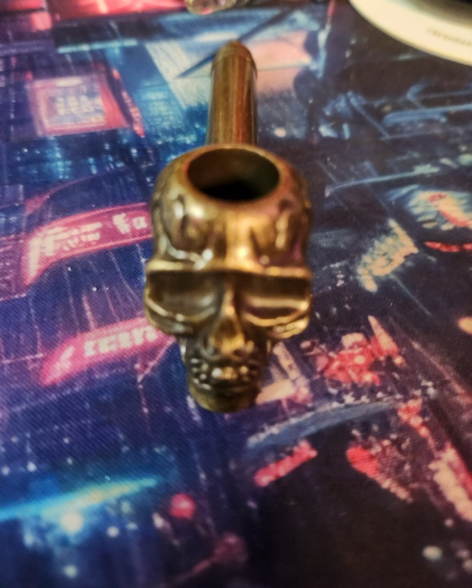 AmericaReal tweet media