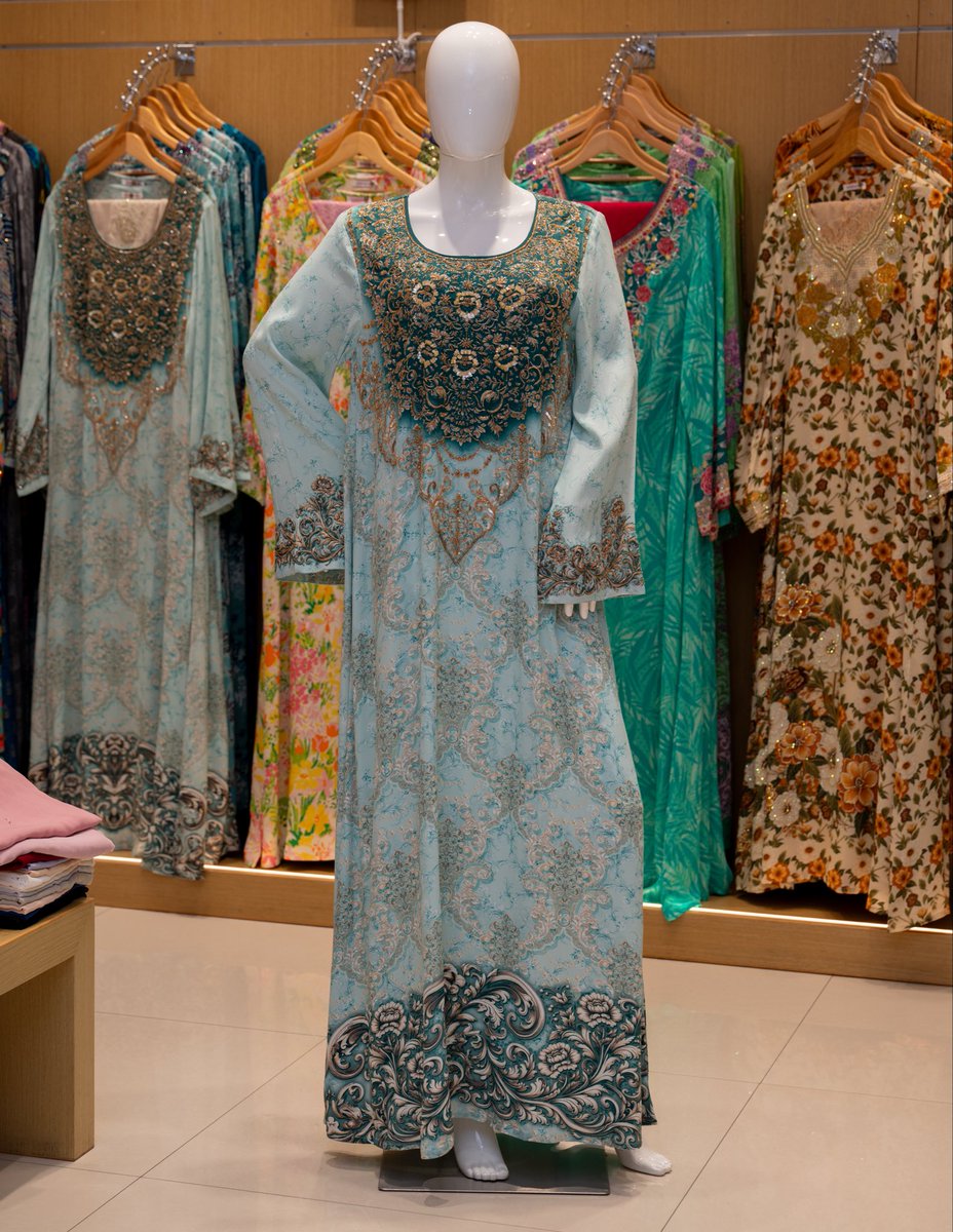 DalmaMall's tweet image. Step into effortless style with Kashkha at Dalma Mall ✨ Discover chic, everyday fashion designed to keep you confident and comfortable wherever you go.

📍Ground Floor, Dalma Mall

#Kashka #DalmaMall #EverydayStyle #ChicFashion #InAbuDhabi