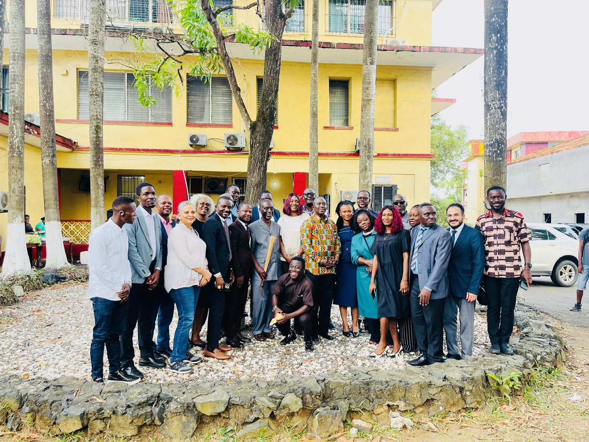 UNPeacebuilding's tweet photo. In Liberia 🇱🇷, a Judicial Affairs officer from the Justice and Corrections Standing Capacity helped provide expertise in designing a roadmap for future International Crimes Investigations and for processing any future war crimes #InvestInPeace #JCSC15
➡️Read the full story here: https://t.co/BhGHoctK5k