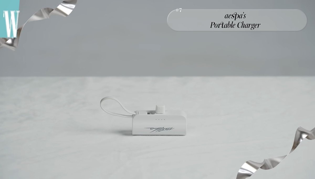 Natalie35429660's tweet photo. @aprilneverwrong She’s probably using aespa’s portable charger (which looks identical to many other chargers) but you’re gonna ignore this cuz it doesn’t fit your narrative https://t.co/OBSozA3HdC