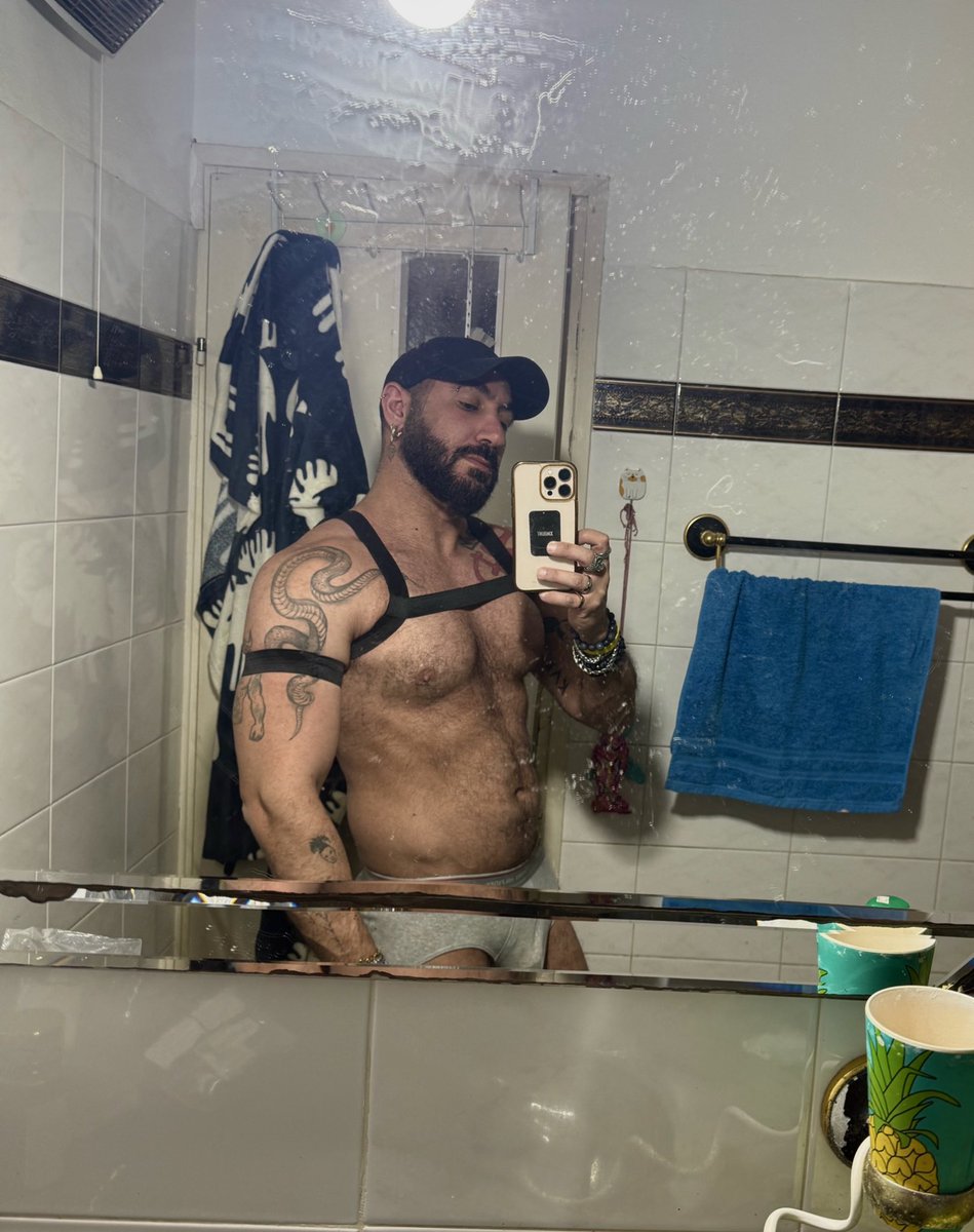 Unbreakable tweet media