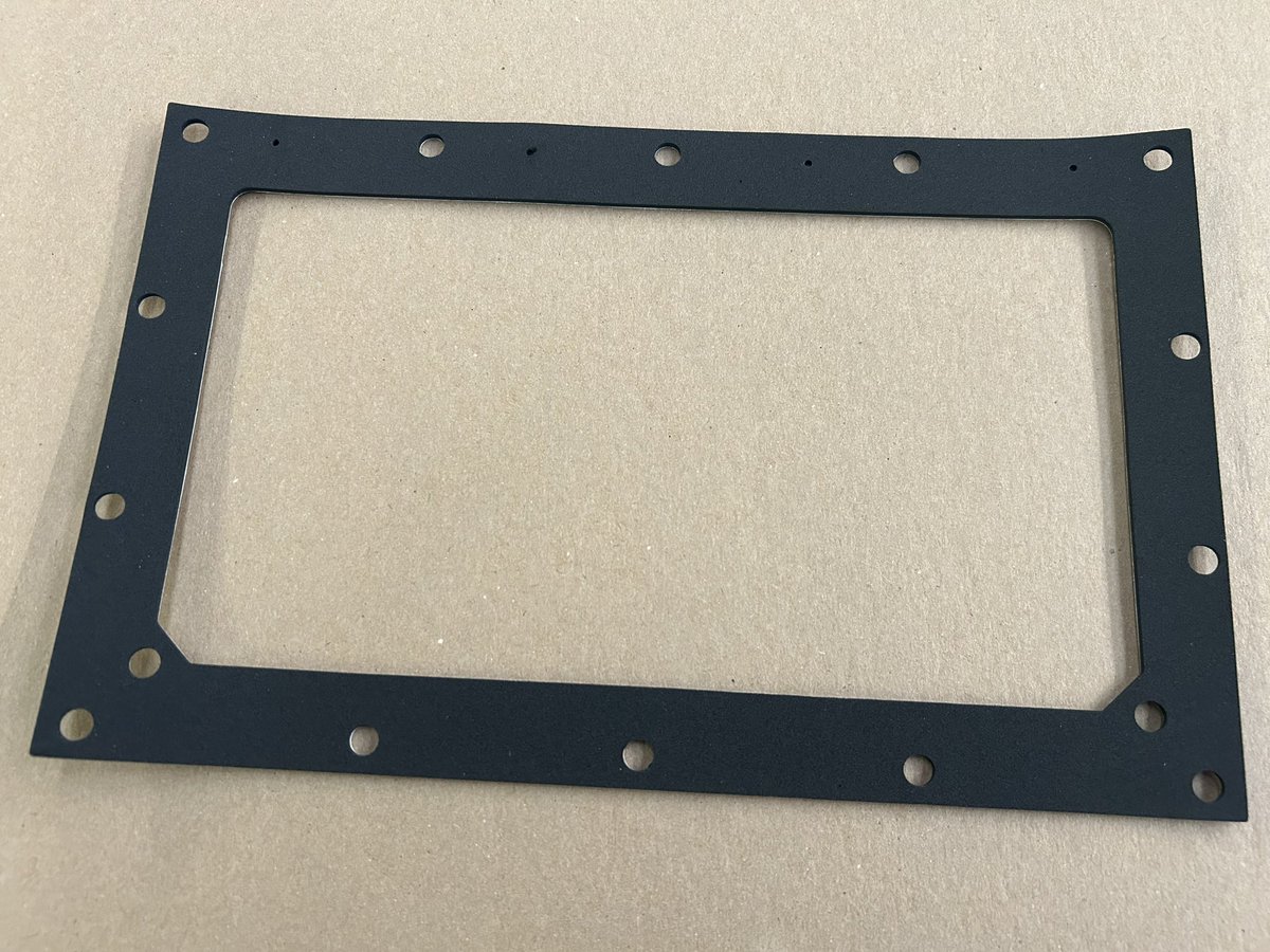 Atlantic_Gasket's tweet photo. Die-cutting beautiful neoprene sponge gaskets like this guy...adhesive on one side as well and measuring roughly 8" x 13"  👍
#ThursdayMotivation https://t.co/HZqQwCOXTR