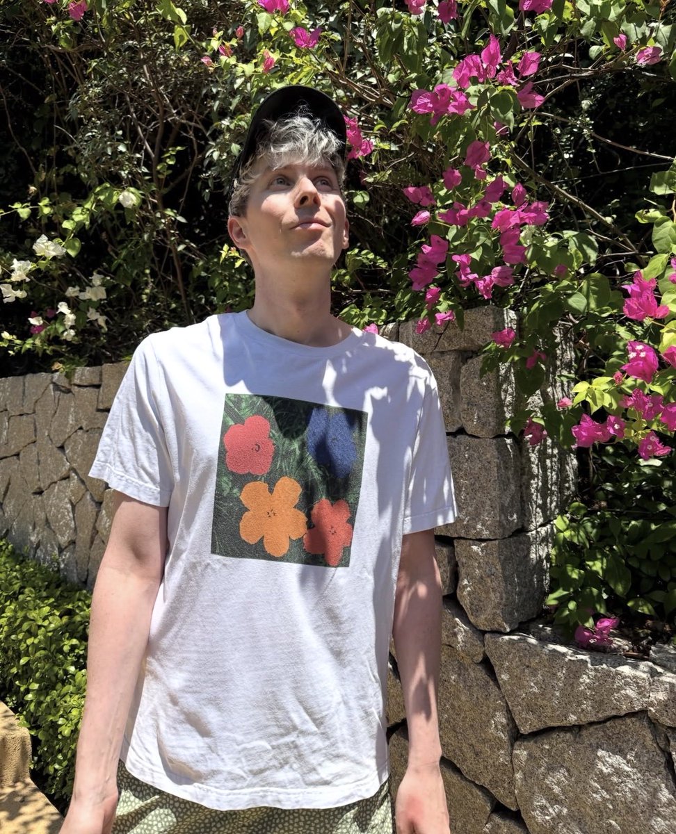 rowan🚀 tweet media