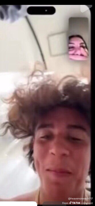 Tina🖤🇫🇷 tweet media