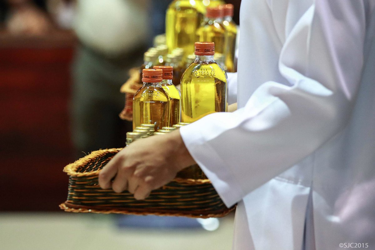 Uche is a girl tweet media