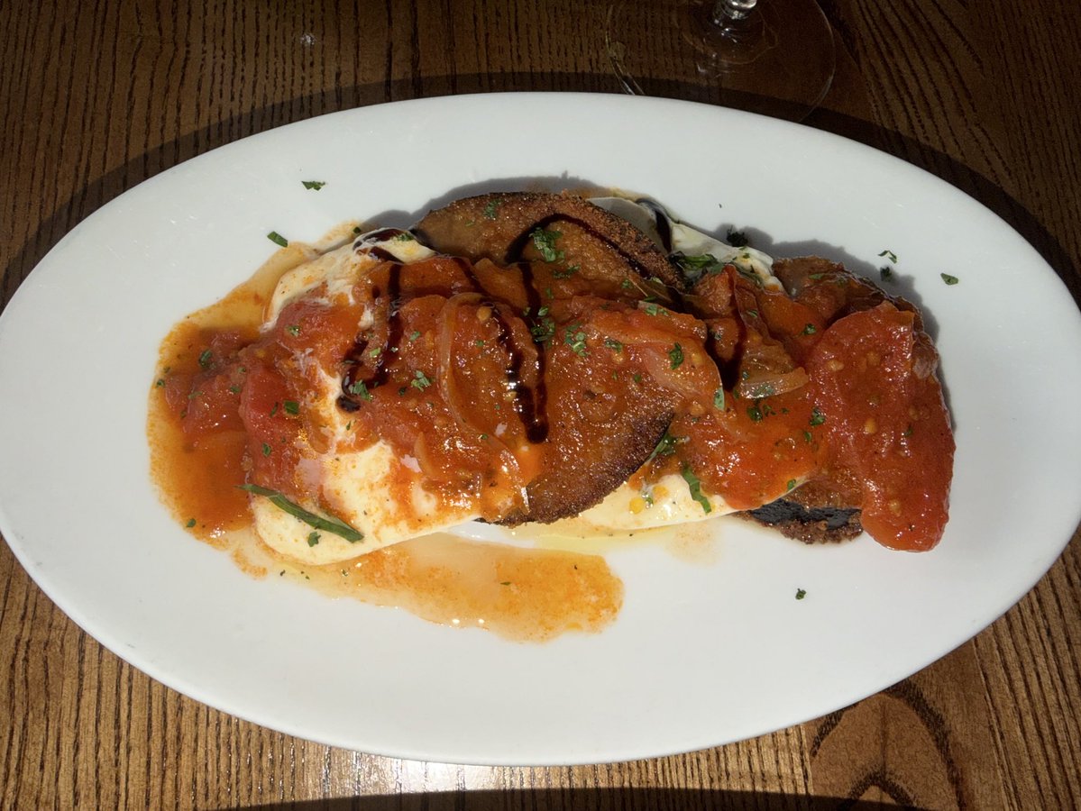 Annie Wilkes 🔨 tweet media