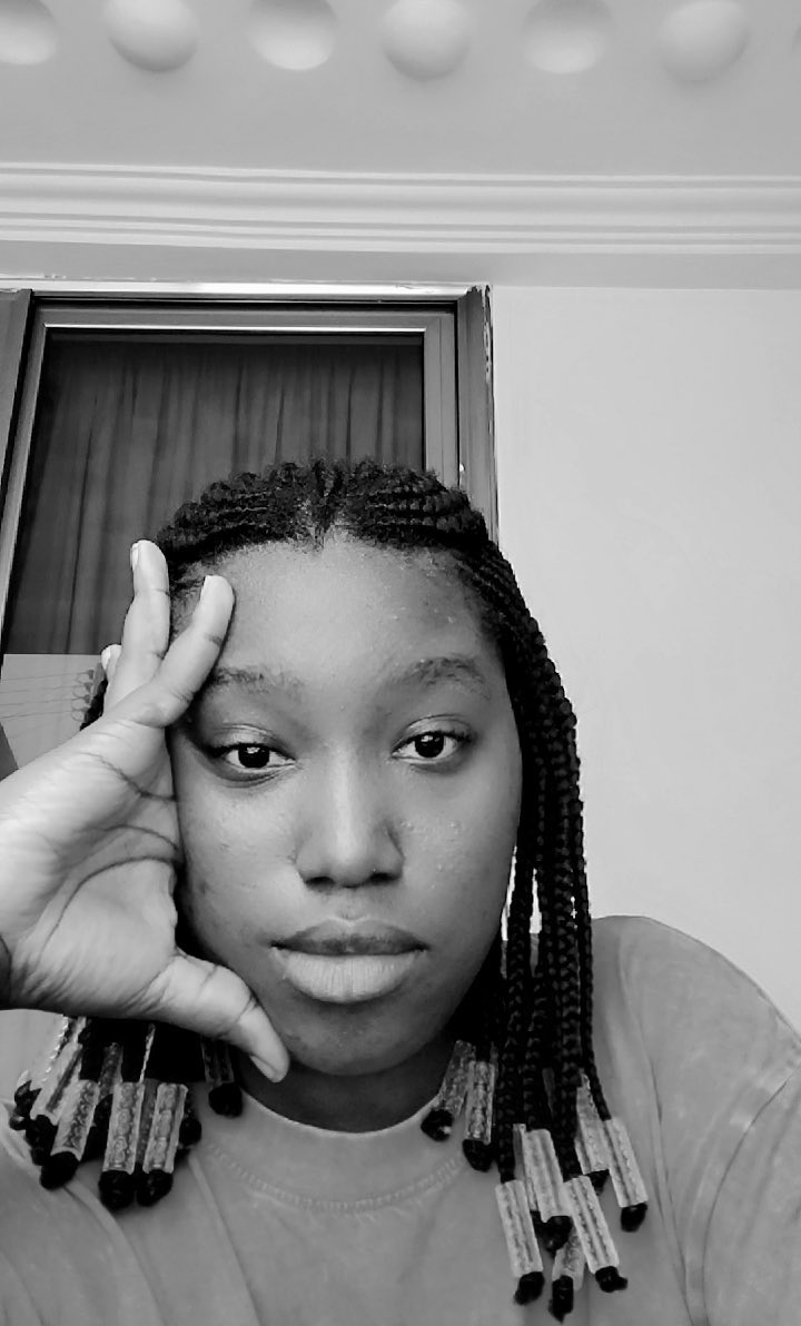 Carshew Fiontee tweet media