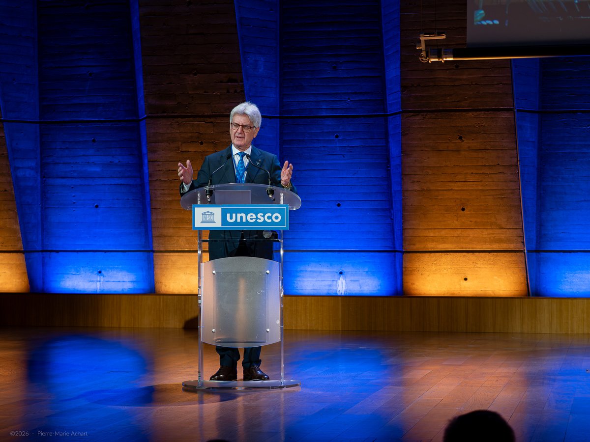 RotaryItalia's tweet photo. Intervento del Presidente del @Rotary Francesco Arezzo al Forum 2026 sul futuro delle organizzazioni internazionali presso l'@UNESCO a Parigi, dove più di 750 partecipanti provenienti da 35 Paesi hanno discusso delle questioni più pressanti del momento. #UnitiPerFareDelBene https://t.co/ld6DuYNXXB